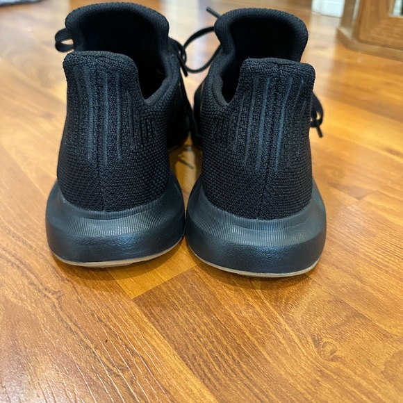 Adidas SWIFT RUN 1.0 SHOES, Black, US 10.5 - Picture 5 of 10
